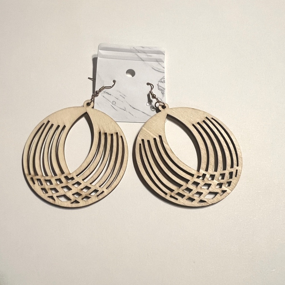 NWT Wood earrings